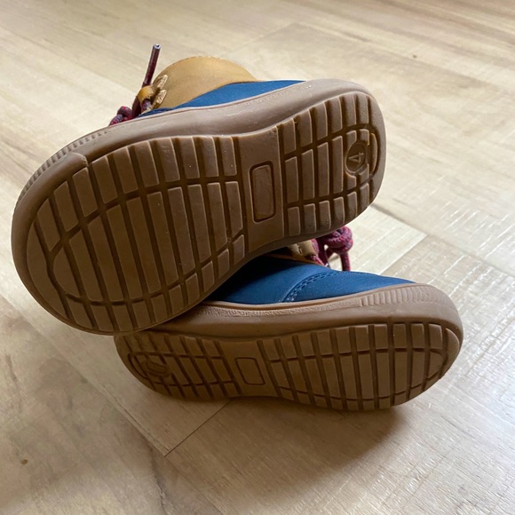 Infant/toddler boots - Picture 2 of 3